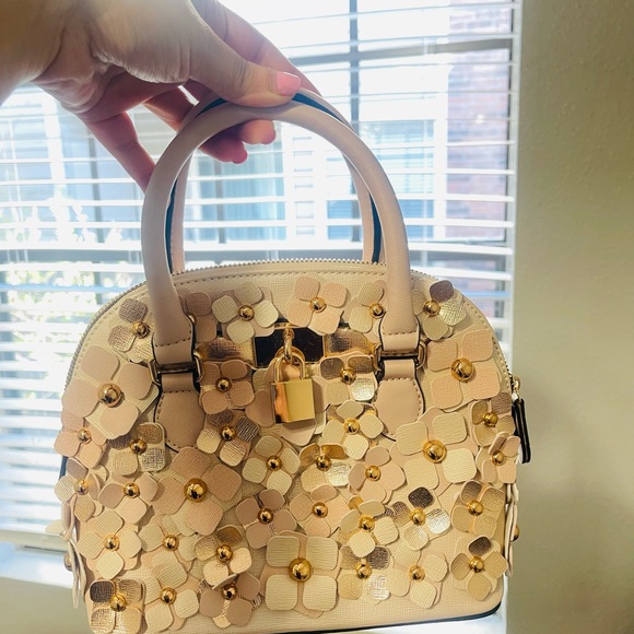 Aldo rose gold sachel bag slightly used ! - Picture 2 of 5